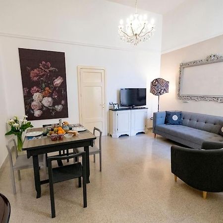 Mary'S House Apartment Lecce Exterior photo